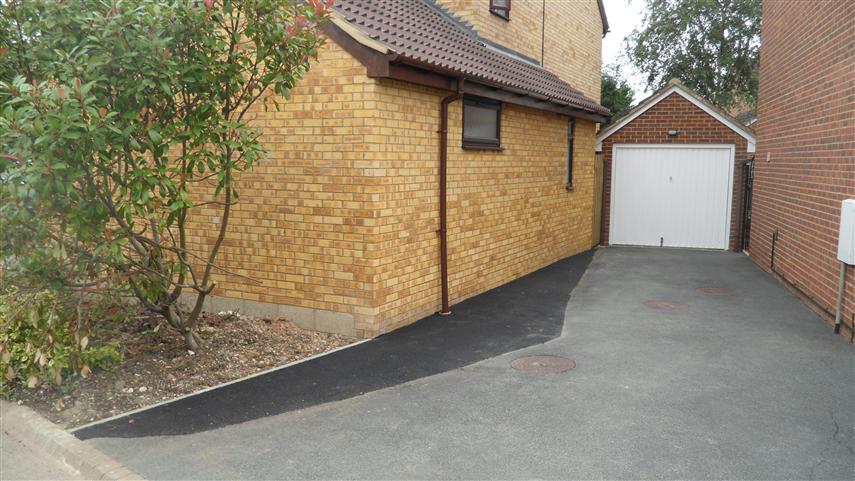 Grindal Drive, Grange Park