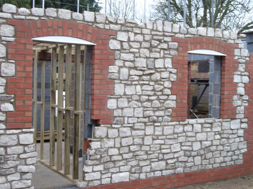 Broad Hinton