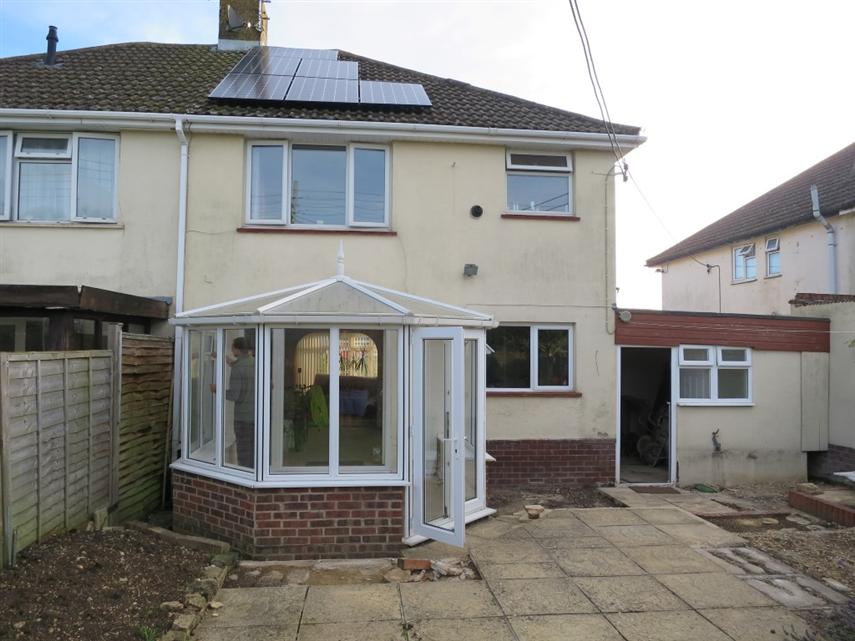 Longleaze, Royal Wootton Bassett, Swindon