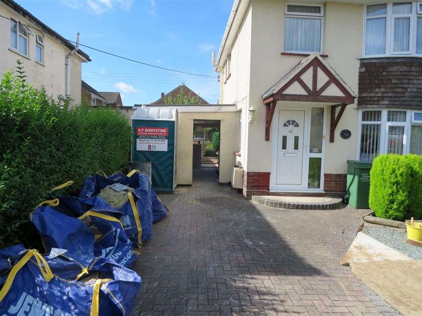 Longleaze, Royal Wootton Bassett, Swindon