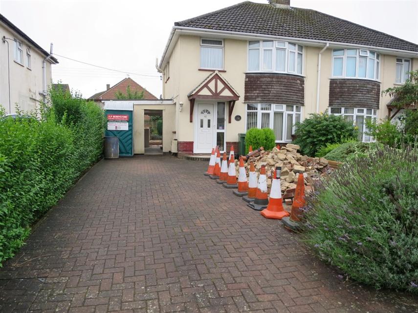 Longleaze, Royal Wootton Bassett, Swindon