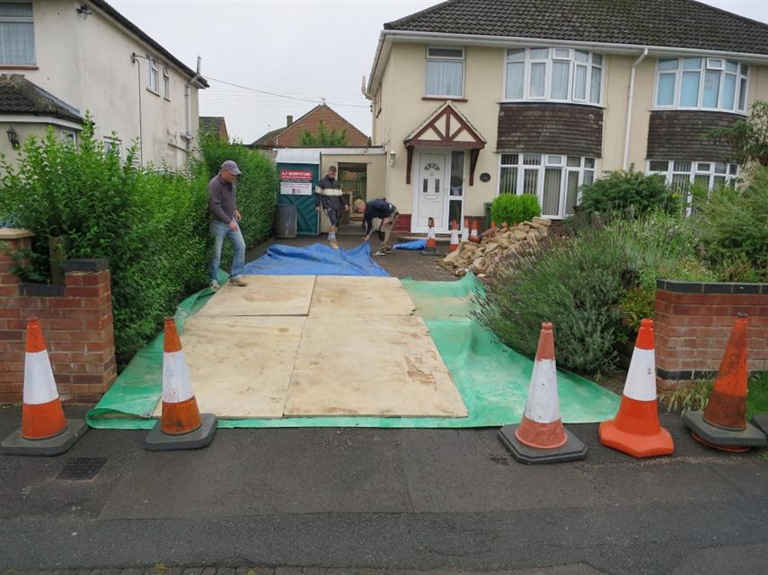 Longleaze, Royal Wootton Bassett, Swindon